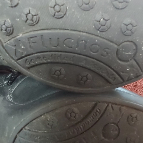 Fluchos black leather bootie - Picture 9 of 10